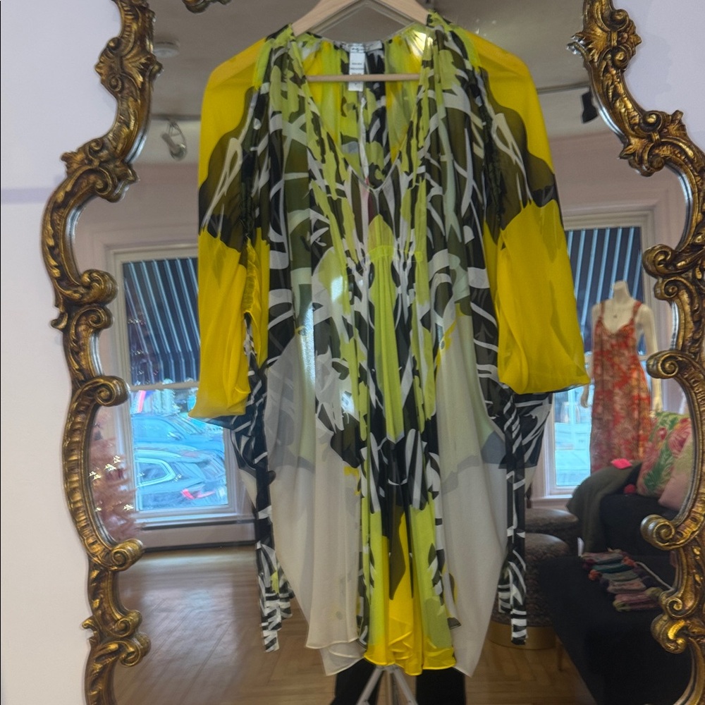 Diane Von Furstenberg Leurette Yellow and Black Andy Warhol print silk Kimono - Picture 4 of 12
